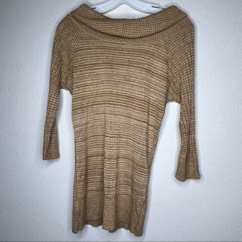 BCX Sweater - Picture 4 of 7